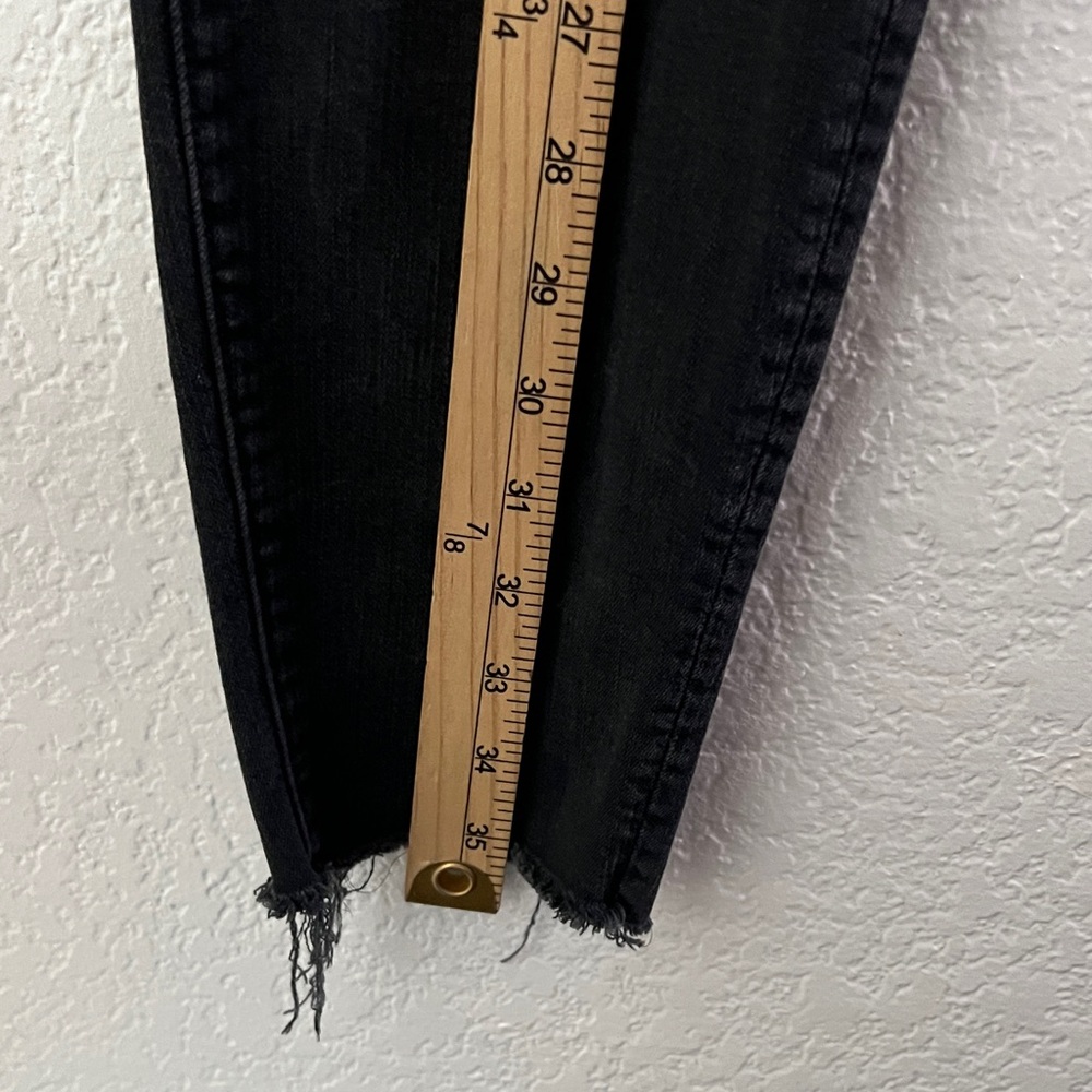 MOTHER jeans looker ankle fray distress black raw hem jeans woman’s size 30 - Picture 9 of 12